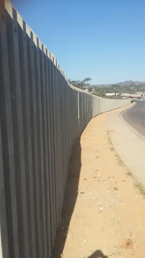 Tzaneen Palisade Fence project — photo 2
